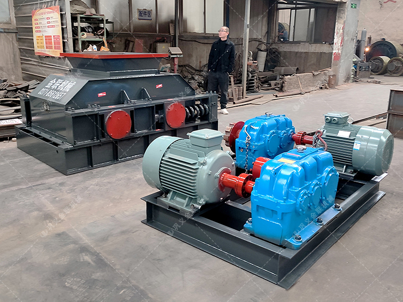 時產(chǎn)100噸齒輥破碎機(jī)廠家哪個實(shí)力強(qiáng)？